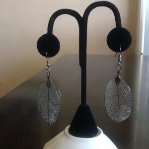 Leaf earrings
